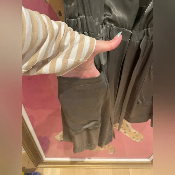 BeBe silky vest/dress/trench - Picture 6 of 15